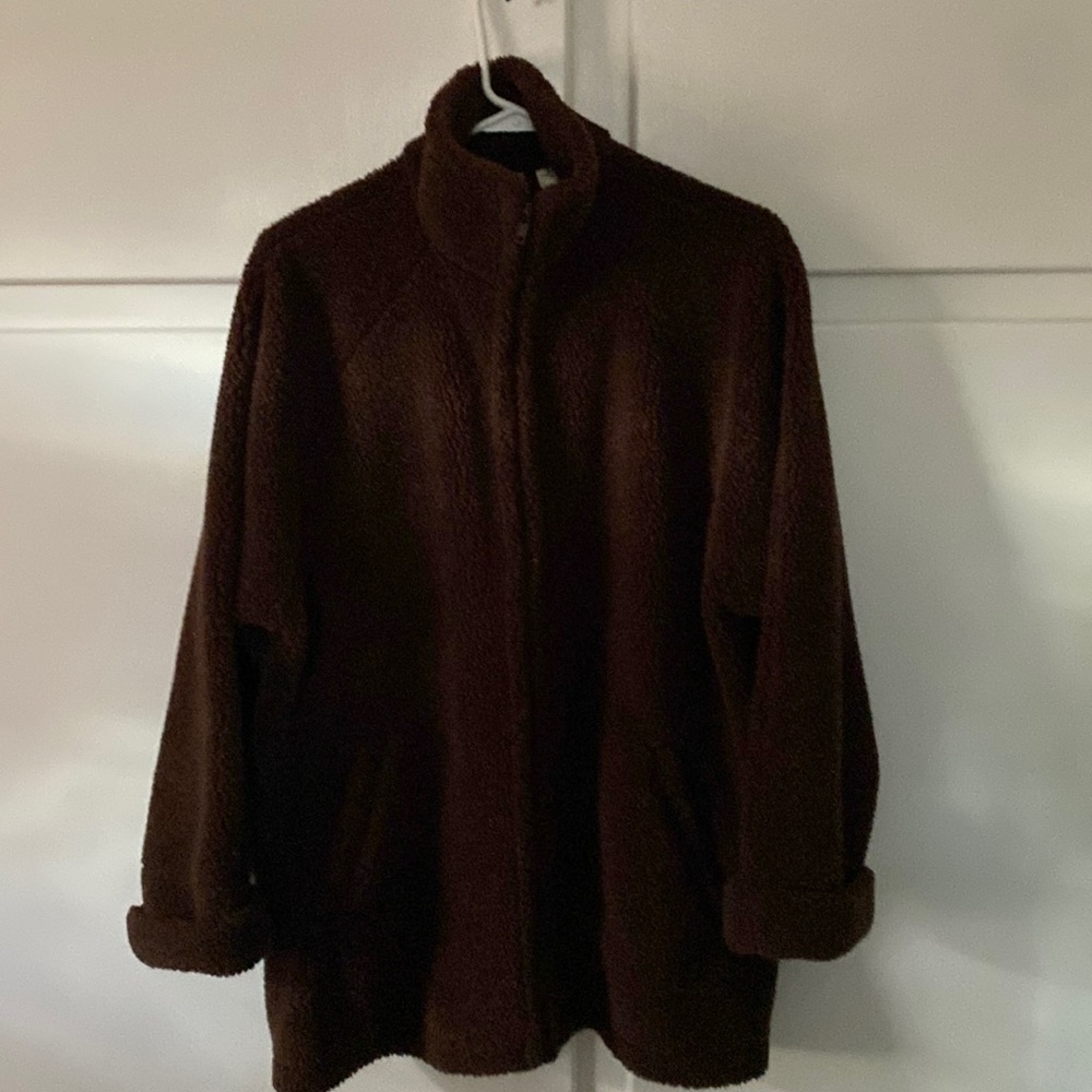 Womens sz. Med. fleece jacket with two side pockets hardly worn